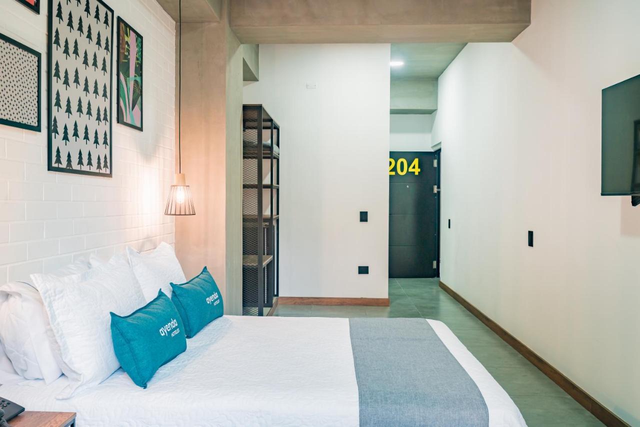Loft 32 Medellin Living Aparthotel Exterior photo